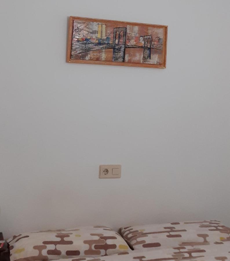 Habitacion Doble Privada En فيغيريس المظهر الخارجي الصورة